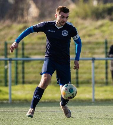 FCA-Kapitän Marcel Eckhardt schoss seine Farben zum Sieg.
