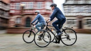 Auf dem Weg zur Arbeit das Fahrrad nehmen und das Auto stehen lassen - das ist das Ziel der Aktion Stadtradeln.