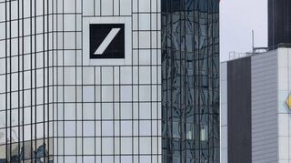 Die Aktien von Deutsche Bank und die Commerzbank legte zuletzt dank der Zinsentwicklung zu.