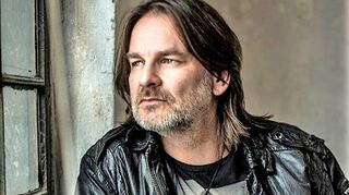Ray Wilson tritt am Freitag (26.) in Bensheim auf.