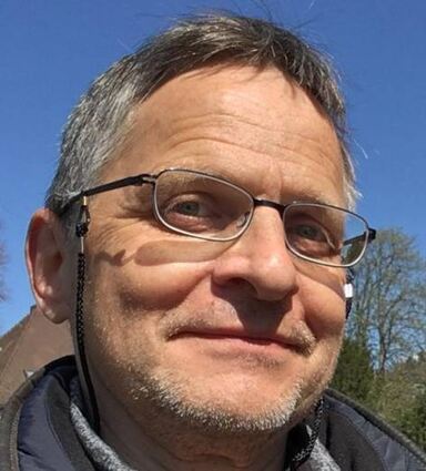 Elmar Stahl Elmar Stahl ist seit 2006 Professor für Psychologie.