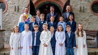 bzw, Zwingenberg, katholische Kirche, Kommunion mit Pfarrer Christian Stamm, ,, Bild: Thomas Neu