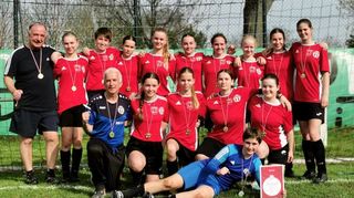Die B-Juniorinnen der MSG Rimbach/Auerbach freuten sich über den zweiten Platz beim Turnier um den Regionalpokal.
