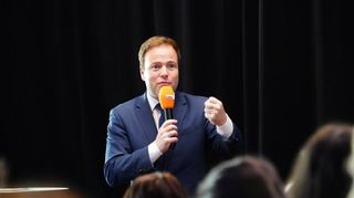 Sven Simon geht bei der Europawahl als Spitzenkandidat der Hessischen Union ins Rennen.