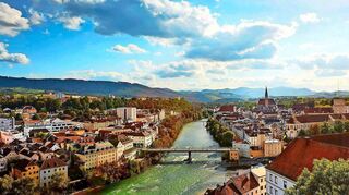 In Steyr am Zusammenfluss von Enns und Steyr geht es wildromantisch zu.