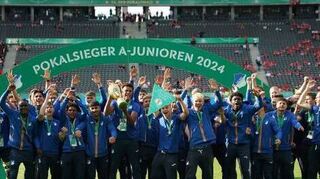 Jubelnde TSG-Junioren: die Pokalsieger aus Hoffenheim.