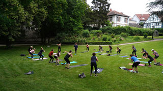 BA-Volontärin Tara Seip hat sich das Sportprogramm im Zwingenberger Stadtpark aus nächster Nähe angesehen.