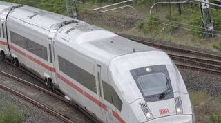 Die Züge der Bahn kommen wieder häufiger unpünktlich.