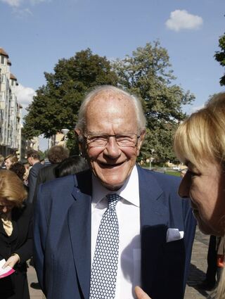 Curt Engelhorn verkaufte Boehringer Mannheim für zehn Milliarden Euro - steuerfrei.