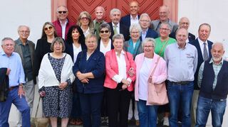 Gruppenfoto bei der Feier der Diamantenen Konfirmation
