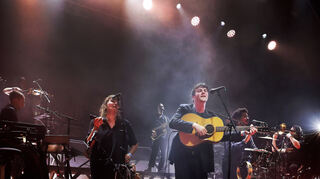 Faber mit Band beim achten Zeltfestival in Mannheim.