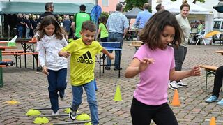 Beim Tag der Vereine in Fehlheim gab es vor allem für Kinder viel zum Ausprobieren.