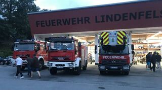 Die traditionelle Sonnwendfeier der Freiwilligen Feuerwehr in Lindenfels wurde kurzfristig ins Gerätehaus verlegt.