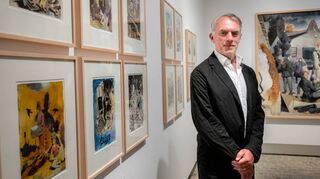 Die Ausstellung „Im Papiergrund“ wurde am Samstag im Beisein des Künstlers Neo Rauch im Bensheimer Museum eröffnet.