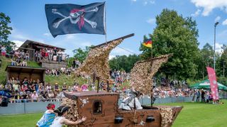 Die Herzen des Publikums eroberten die kleinen Piraten im Sturm.