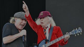 Angus Young (rechts) und Brian Johnson und ihre Mitstreiter von „AC/DC spielen am Mittwoch auf dem Stuttgarter Wasen groß auf.