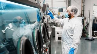 Blick in das Battery Technology Center in Mannheim. Hier forscht Daimler Truck an der Elektromobilität im Schwerlastverkehr.