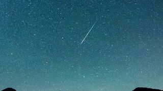 In den kommenden Wochen gibt es gleich mehrmals die Chance, Sternschnuppen am Nachthimmel zu beobachten.