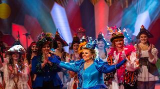 Michaela Hartnagel-Keil als Sitzungspräsidentin der Hessischen Weiberfastnacht 2024.
