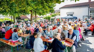 Hochbetrieb beim Sommerfest der Freundeskreises Bensheim-Mohács in Schwanheim.