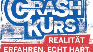 Am Goethe Gymnasium hat die Polizei die Zehntklässler über die Gefahren im Straßenverkehr aufgeklärt.