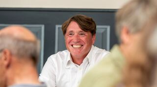 Sebastian Clever bei der Mitgliederversammlung in Zwingenberg. Jetzt ist es offiziell: Er ist als CDU-Kandidat für die Bürgermeisterwahl 2025 nominiert.