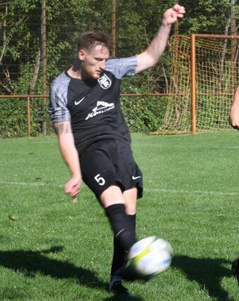 Jascha Kaffenberger fällt bei der SG Reichenbach mit einem Mittelfußbruch länger aus.