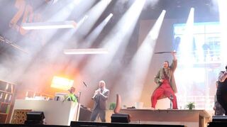 Der Deutschrapper „Alligatoah“ machte am Freitag bei Taubertalfestival ordentlich Stimmung.