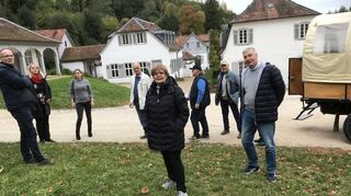 Es gibt immer wieder Besuche: Piotr Fedorowicz (Landrat des Kreises Swidnica/v.l.), Katarzyna Schürr (Freundschaftsverein „Brücke/Most“), Monika Pasternak-Domagala (Kreis Swidnica, Büro für Europaangelegenheiten und Öffentlichkeitsarbeit), Norbert Golzer (stellvertretender Vorsitzender „Brücke/Most“), Brigitte Paddenberg (Vorsitzende „Brücke/Most“), Janusz Rezulak (Kreis Swidnica), Ernst Kohl („Brücke/Most“) und Wojciech Latuszek (Kreistagsabgeordneter Kreis Swidnica).