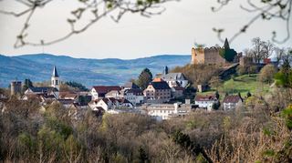 <p>Im Herbst wird in Lindenfels der neue Bürgermeister gewählt. Drei Kandidaten gehen bei der Wahl an den Start.<br></p>