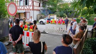Zum Abschluss seiner Stadtteilrundgänge schaute sich Bürgermeisterkandidat Maximilian Klöss in Schlierbach um.