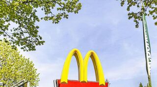 Weil Deutschland ein Autoland ist, setzt auch McDonald‘s verstärkt auf Drive-in-Standorte.