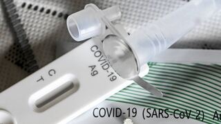 In der Bevölkerung wird kaum auf das Virus getestet. Ergebnisse aus dem Abwasser-monitoring zeigen aber, dass Corona-Fälle derzeit zunehmen.