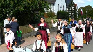 In Tracht präsentierte sich der Verschönerungsverein Reichenbach.