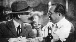 Albert Préjean und Georg Wilhelm Pabst (re.) 1931 während der Dreharbeiten für den Film „Die Dreigroschenoper“.