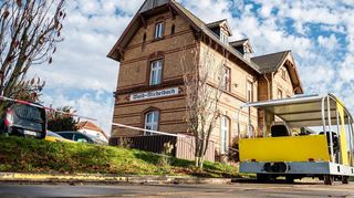 Die Solardraisinen verkehren zwischen den Bahnhöfen Wald-Michelbach und Mörlenbach.