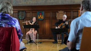 Matthias Jakob und Judith Portugall führten beim jüngsten Rathauskonzert nach Spanien. Am Sonntag (6.) präsentiert Christoph Schöpsdau Jazz.