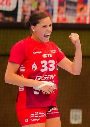 Sechs Treffer konnte Lucie Kretzschmar beim 52:21-Pokalspektakel der Flames in Buchholz bejubeln.