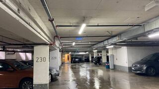 Das Parkhaus Guntrum-Galerien muss saniert werden und wird deshalb ab 1. November für mindestens acht Monate gesperrt.