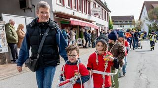 bli, Winterkasten Kerweumzug, die jüngsten der Feuerwehr, ,, Bild: Thomas Neu