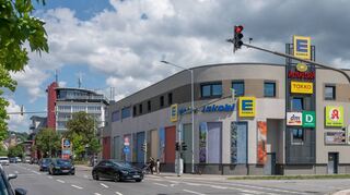 Das Einkaufszentrum.