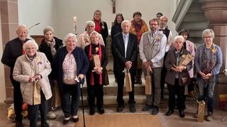 Der Besuchsdienst der Kirchengemeinde Gronau/Zell kümmert sich seit vielen Jahren um den Kontakt zu den älteren Mitbürgern.