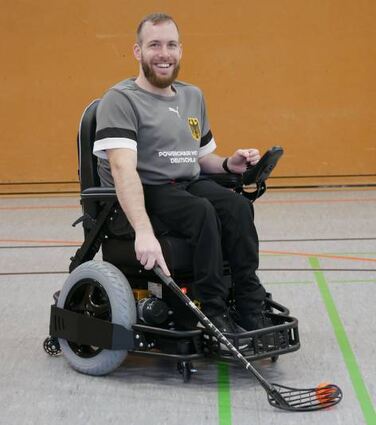 David Huber, Verwaltungsmitarbeiter im Bensheimer Rathaus, fährt zur Rollstuhl-hockey-EM in Dänemark.