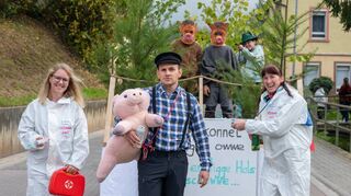 bbe, Gronau, Kerweumzug, Thema Schweinepest,, Bild: Thomas Neu