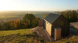 Das Haus steht nur den Beteiligten des Projekts zur Verfügung, darunter lokale Winzer, die Stadt Zwingenberg und der Landschaftspflegeverein „Alte Burg“.
