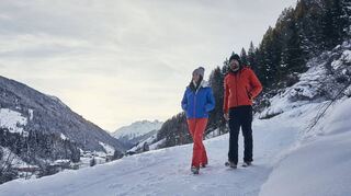 Auf Winterwanderer wartet rund um Kappl und See im österreichischen Paznaun ein beeindruckendes Bergpanorama.