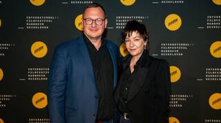 Die in Mannheim ausgezeichnete Filmemacherin Lynne Ramsay mit Festivalleiter Sascha Keilholz.
