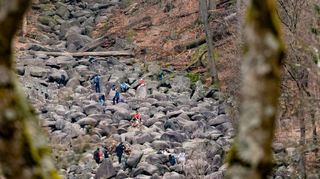 Im Felsenmeer ist häufig viel los. Die Gemeinde will nun mit den Naturschutzbehörden dafür sorgen, dass die Besucher die Natur am Felsberg weniger belasten.