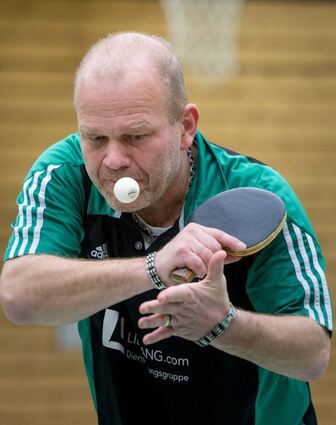 Steffen Renner holte unter anderem den entscheidenden Punkt zum 5:5 der SSG Bensheim beim TTC Heppenheim IV.