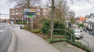 Die Verkehrsführung hat sich an dieser Stelle geändert und auch bei den gebäuden hat sich einiges getan.